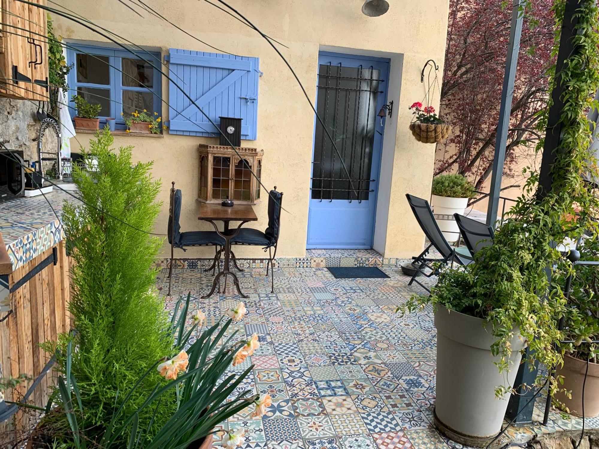 Skylark Bed&Breakfast Grasse Eksteriør bilde