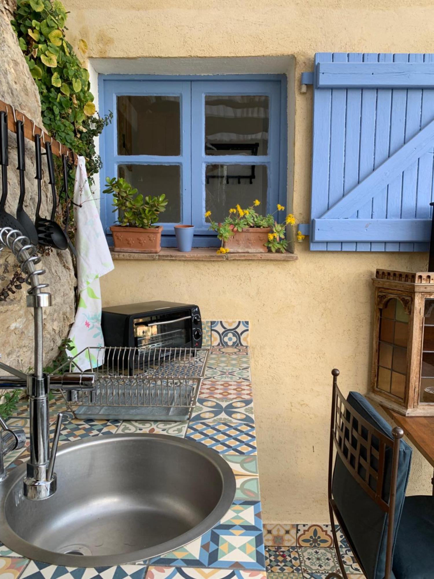 Skylark Bed&Breakfast Grasse Eksteriør bilde